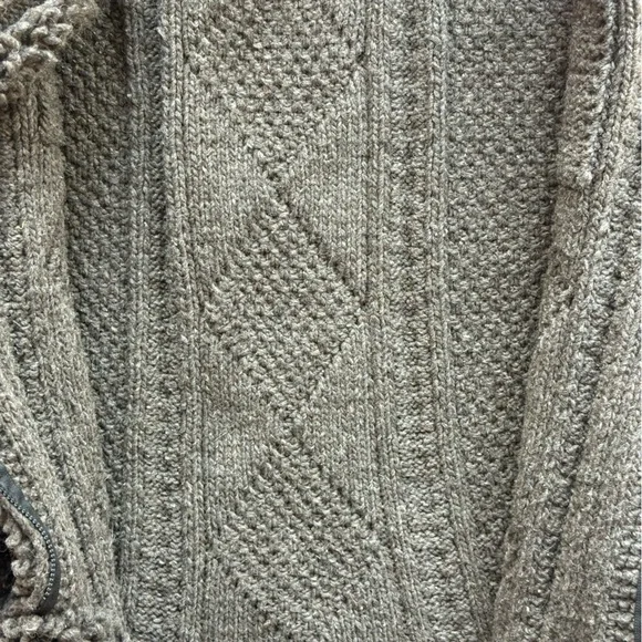 Cardigan Fisherman Full Zip Sweater 100% Wool Made in Ecuador Grayish Green - Picture 7 of 9